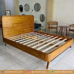 Tempat Tidur Jati Retro Vintage